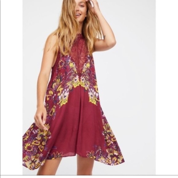 Free People Dresses & Skirts - FREE PEOPLE maroon dress